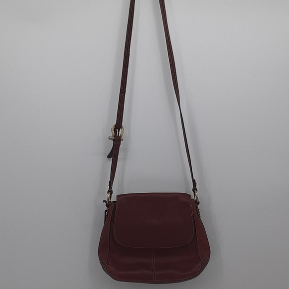 Liz Claiborne Authentic Leather Purse - Picture 2 of 15